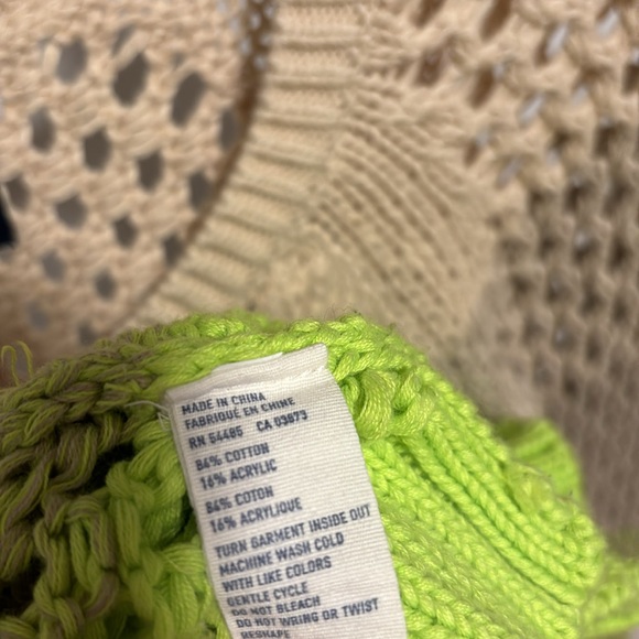 ✨ Add free to bundle! American Eagle ombré sweater. - Picture 5 of 5
